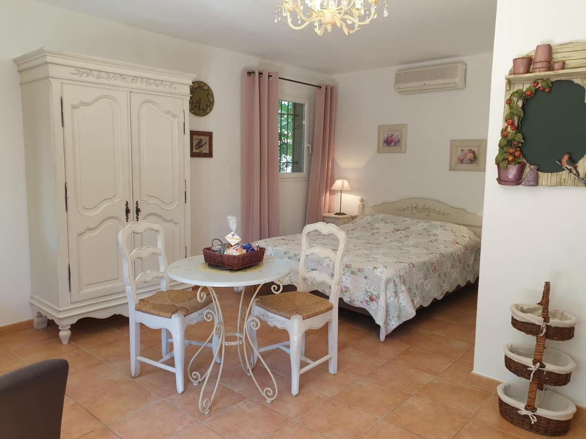 Residence A Merula Calvi  Exterior photo