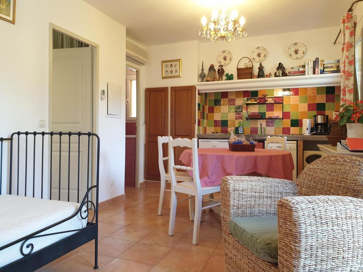 Residence A Merula Calvi  Exterior photo