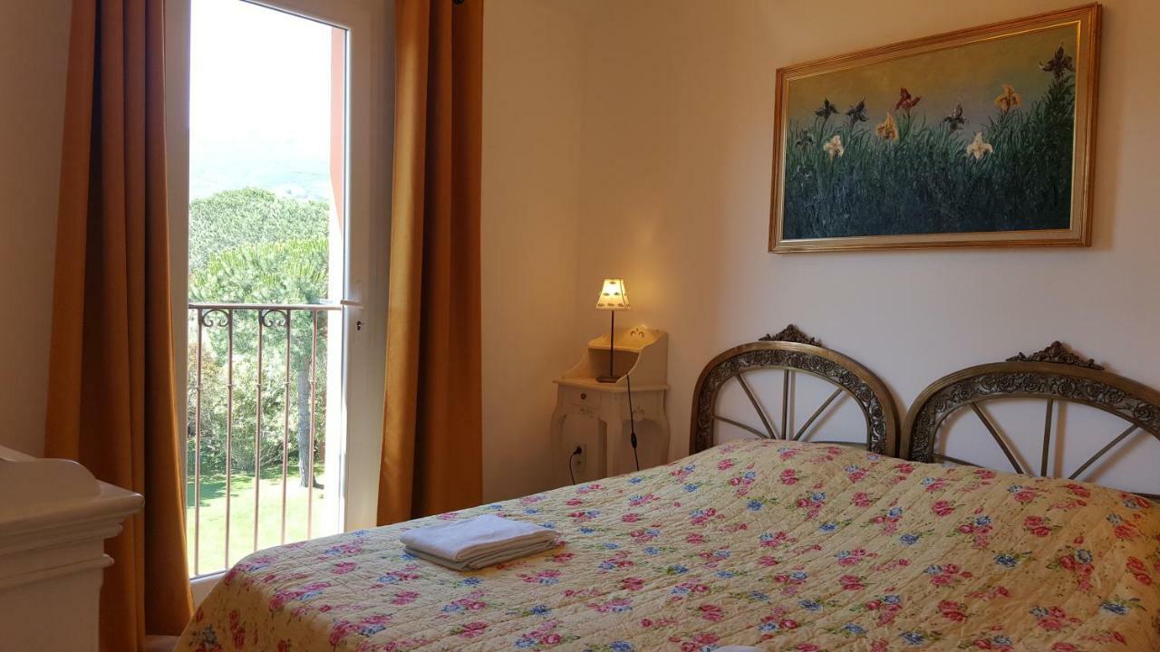 Residence A Merula Calvi  Exterior photo